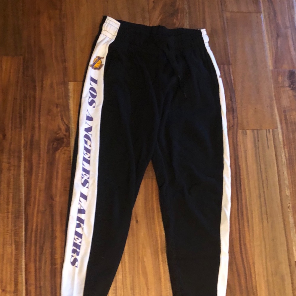 Lakers joggers sz M